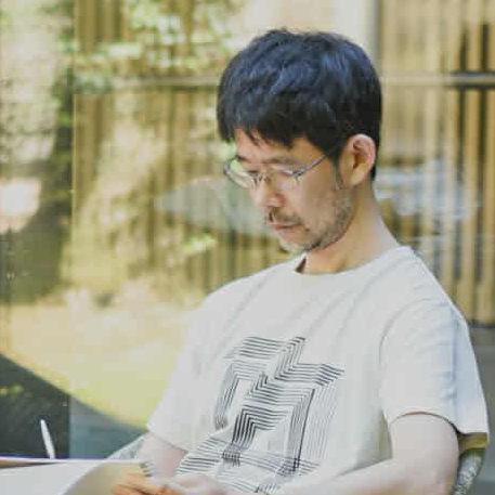 セラピストの顔写真